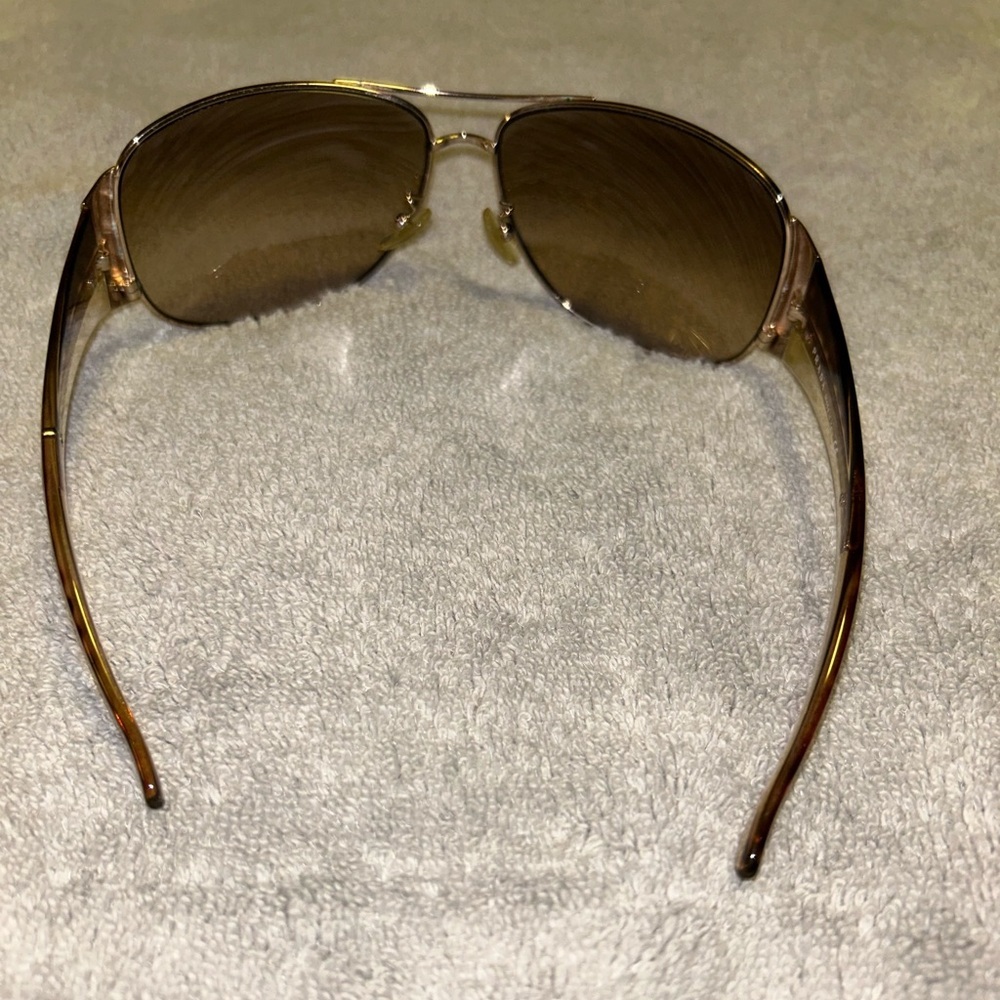 Prada Amber ( lens) Sunglasses w/ case 🌺 - Picture 9 of 13